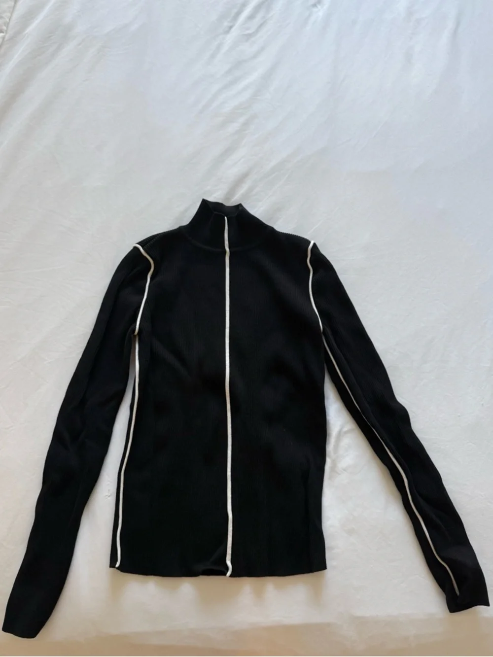 Zara Ribbed Turtleneck - Picture 2 of 5